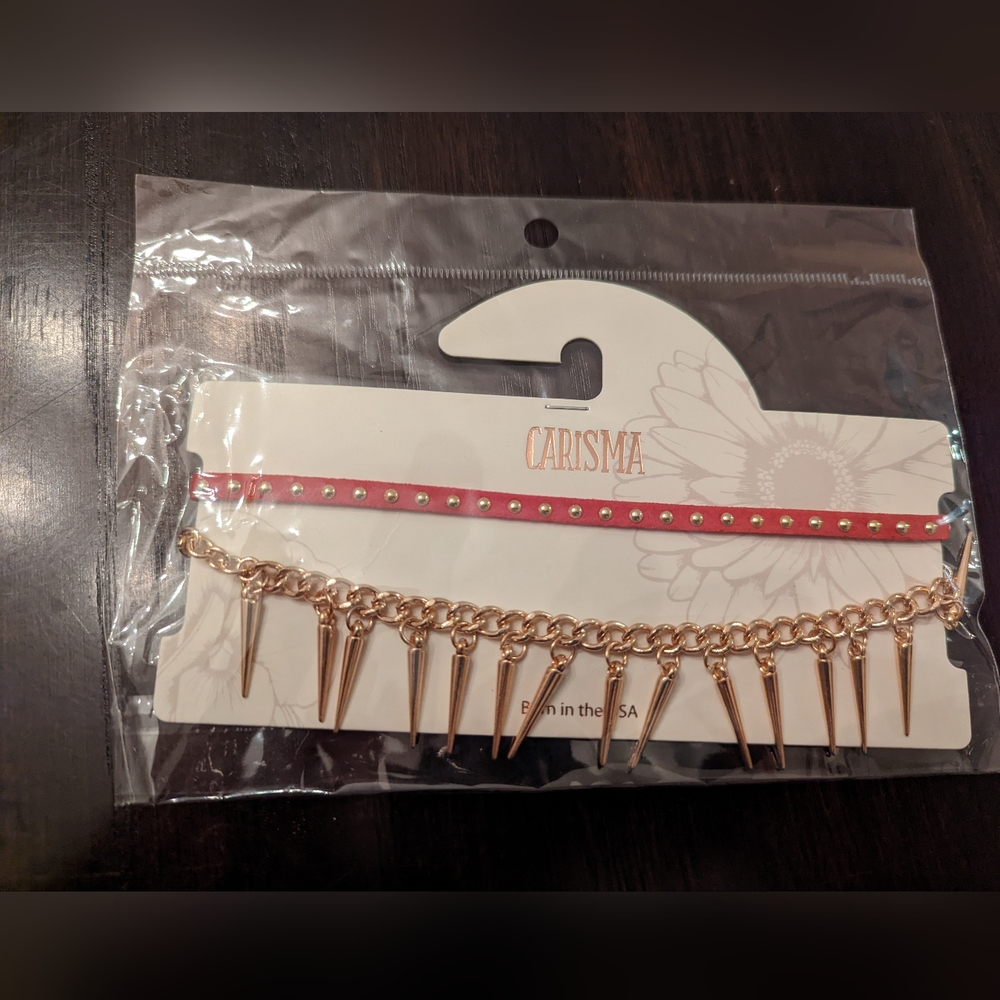 Red and gold Carisma necklace choker